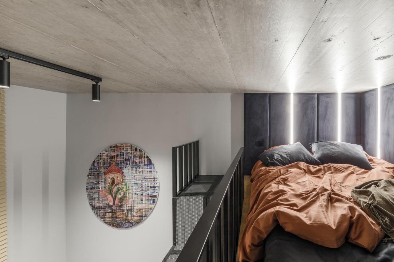Ivis House Modern Apartment In Vilnius Old Town With Balcony VNO Extérieur photo